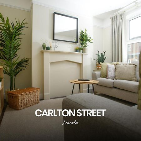Inviting 2 Bedroom Home In Lincoln By Renzo, Close To Lincoln Cathedral! Buitenkant foto